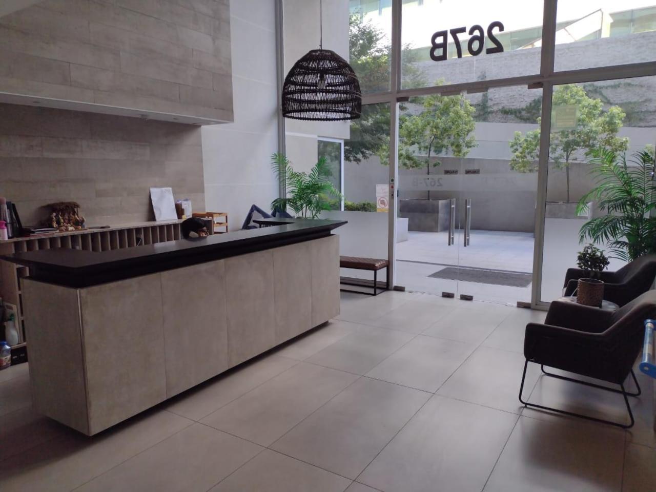 Departamento Condes * Santiago del Cile